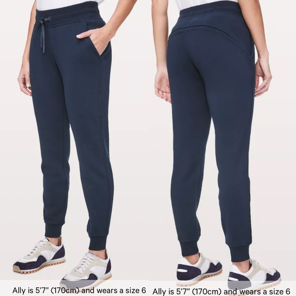 Lululemon women navy blue warm down joggers size 8